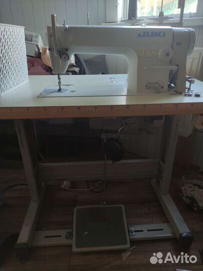 Швейная прямострочная машина Juki DDL-8100E