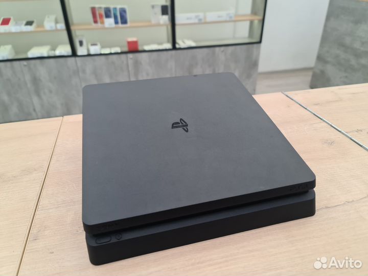 Sony PlayStation 4 Slim 1000gb 3ревизия 2 геймпада