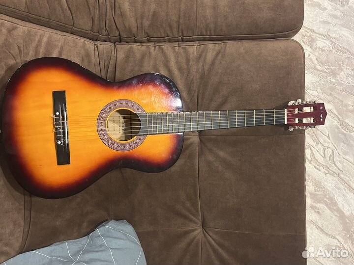 Классическая гитара Terris