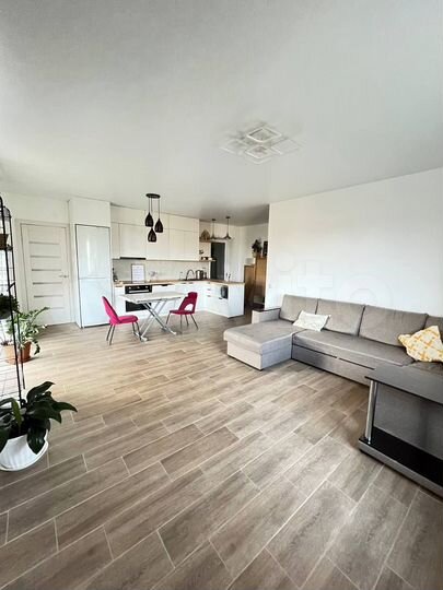 Дом 165 м² на участке 5,4 сот.