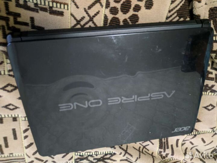 Нетбук Acer aspire one
