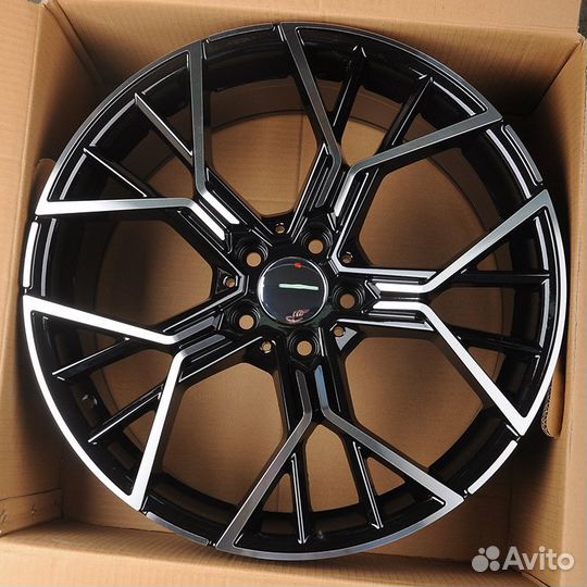 Диски Audi 5602 9.5/19 5x112 ET40 d66.6 BKF