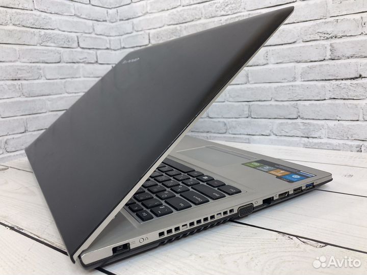 Игровой ноутбук Lenovo i3/FullHD/1000gb/гарантия