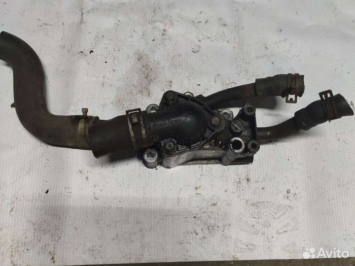 Корпус термостата Ниссан Примера Р12