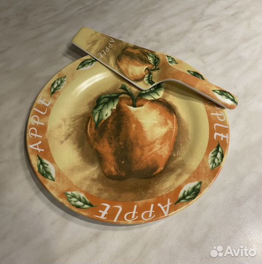 Блюдо для торта с лопаткой Тортница керамика