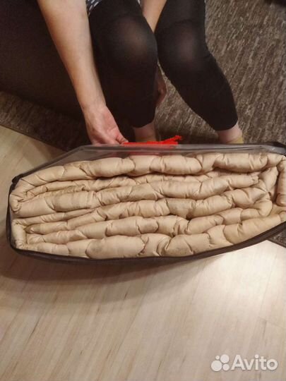 Одеяло новое двухспальное,полуторное