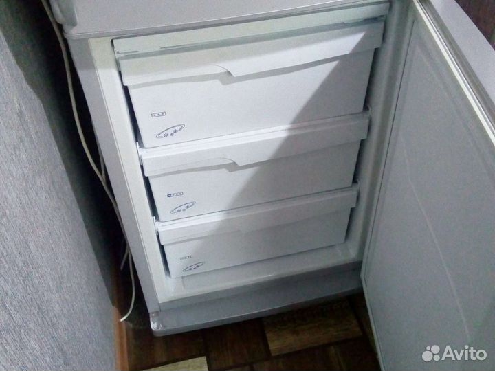 Холодильник мир позис