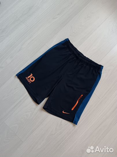 Винтажные шорты Nike Athletics dept. (оригинал)