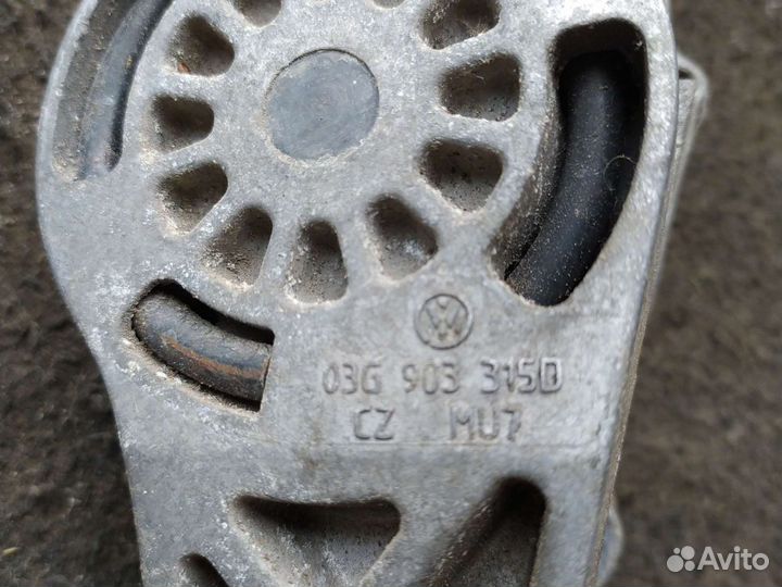 Кронштейн генератора skoda superb 2 л TDI