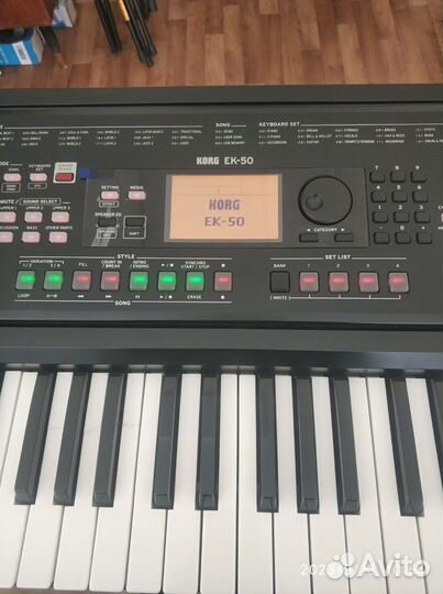 Синтезатор korg ek 50