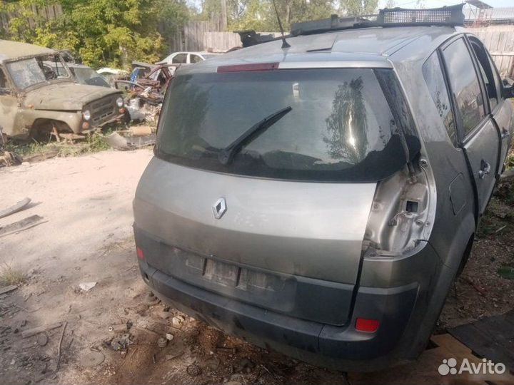Крыло заднее Renault Scenic 2
