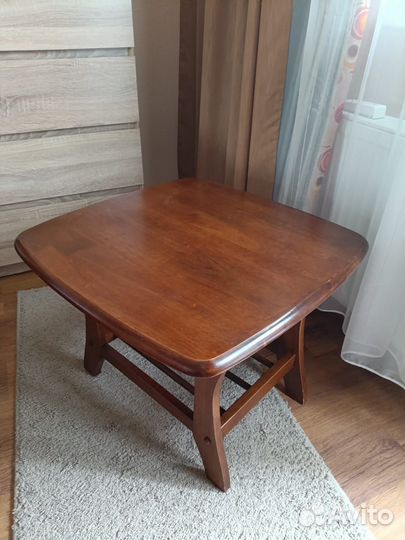 Журнальный столик бу дерево