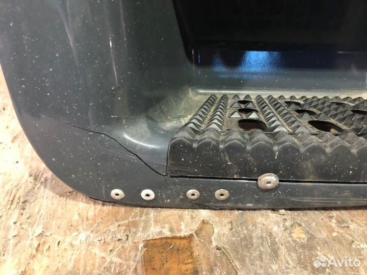 Корпус подножки правый Iveco Stralis 2013