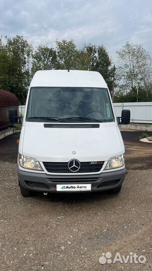 Mercedes-Benz Sprinter цельнометаллический, 2017