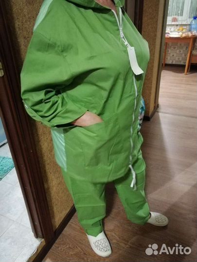 Спортивный костюм женский новый