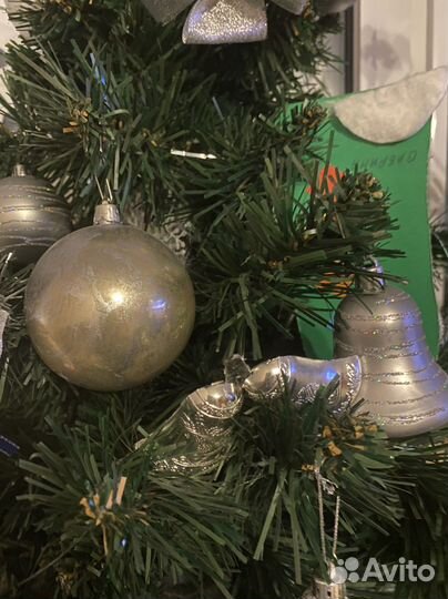 Елка искусственная