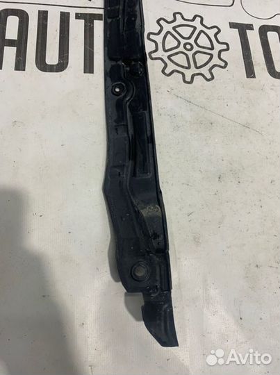 Пыльник крыла правый Hyundai Solaris G4FC 2014