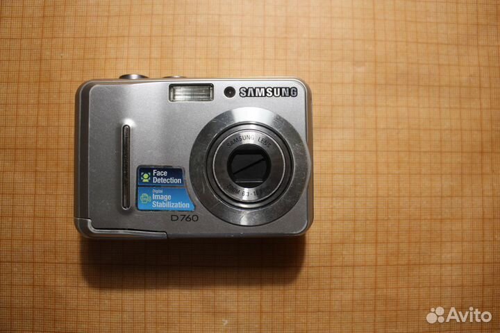 Цифровой фотоаппарат Samsung D760 на запчасти