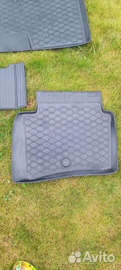 Автомобильные коврики Hyundai Solaris