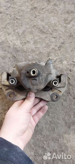 Суппорт авенсис t220