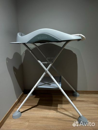 Ванночка beaba и пеленальный столик