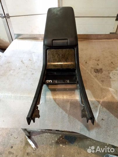 Подлокотник Mercedes E-class W210