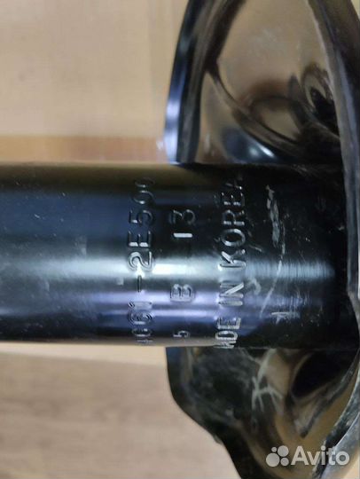 Амортизатор передний правый Tucson IX35 Sportage