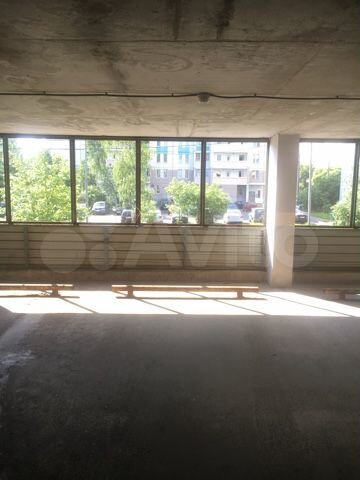 Машиноместо, 14 м²