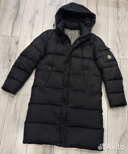 Пуховик.Moncler. длинный