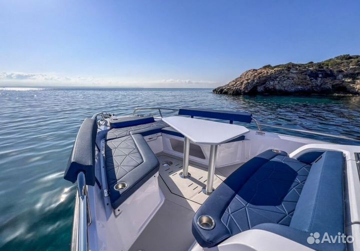 Катер Axopar 29 XC Cross Cabin 2024