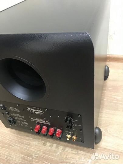 Активный сабвуфер для домашнего кинотеатра Klipsch