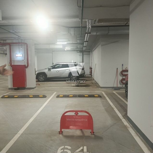 Машиноместо, 14 м²