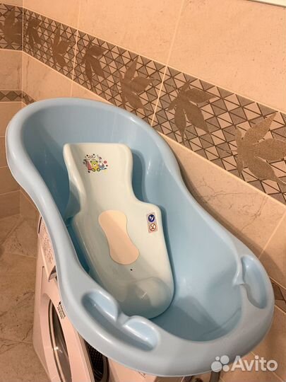 Ванночка для купания с горкой