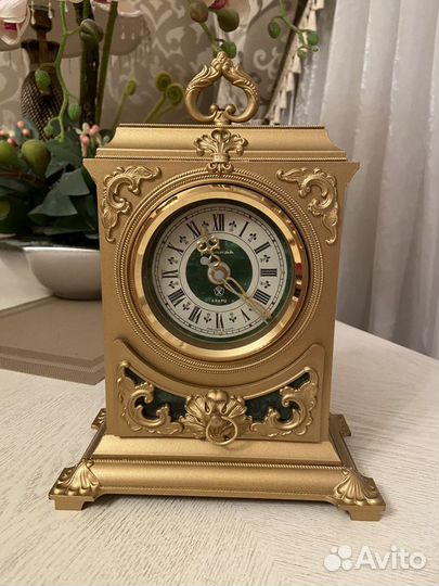 Часы Янтарь времён СССР