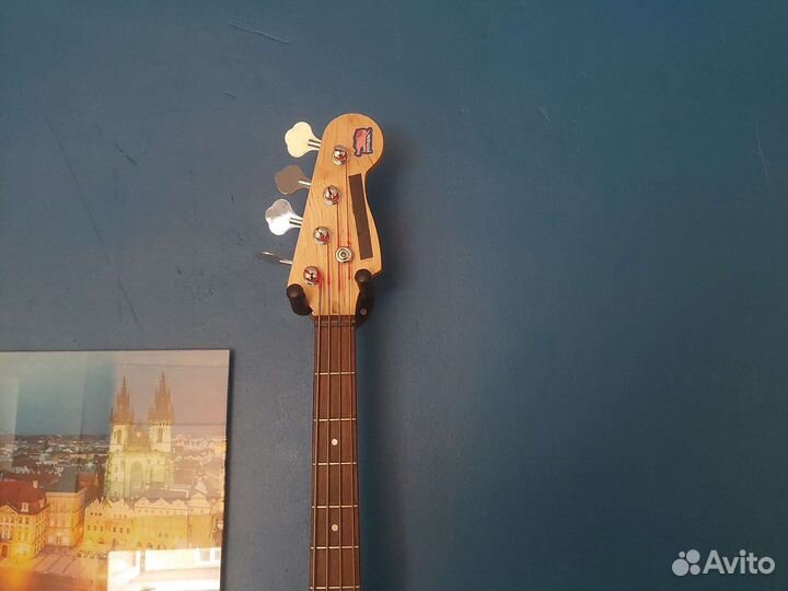 Бас гитара пресижн