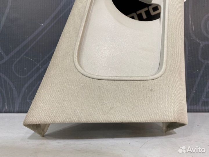 Обшивка салона правая Volkswagen Passat Variant B6