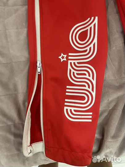 Лыжный разминочный костюм