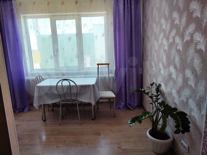 Комната 14 м² в 2-к., 2/2 эт.