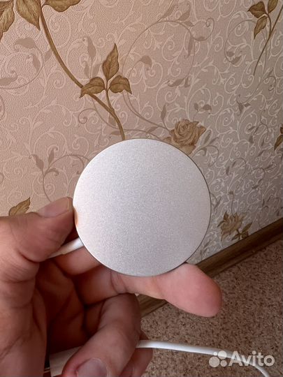 Зарядка MagSafe для iPhone