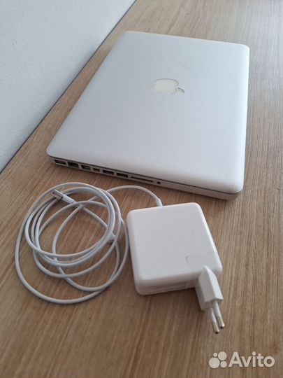 Macbook pro 13-inch mid 2010