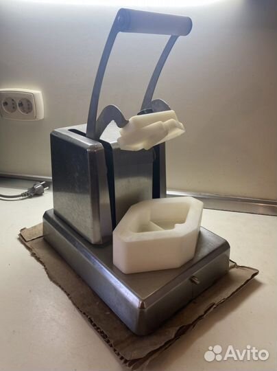 Аппарат для формирования онигири или риса