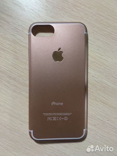 Чехол на iPhone 8