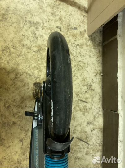 Самокат городской Roces, колеса 200 мм