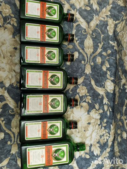 Бутылки егермейстера