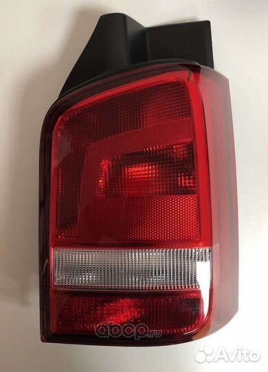Фонарь задний правый VW T5/Multivan после 10 года