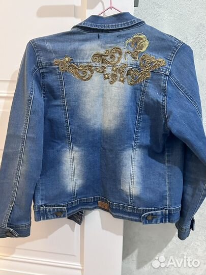Джинсовая куртка