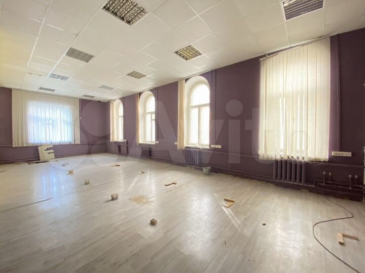 Продам помещение свободного назначения, 342 м²