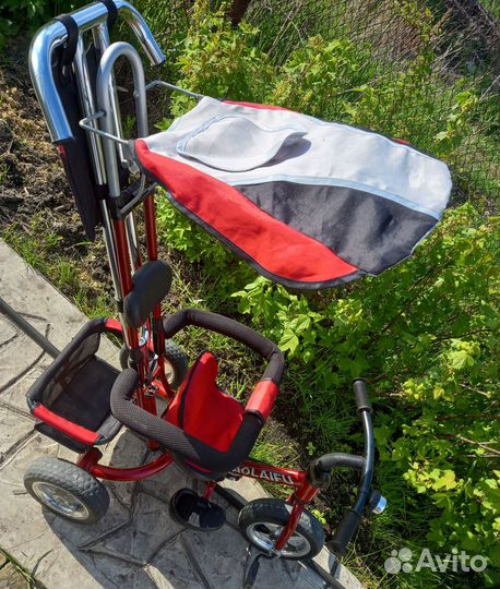 Трехколесный велосипед