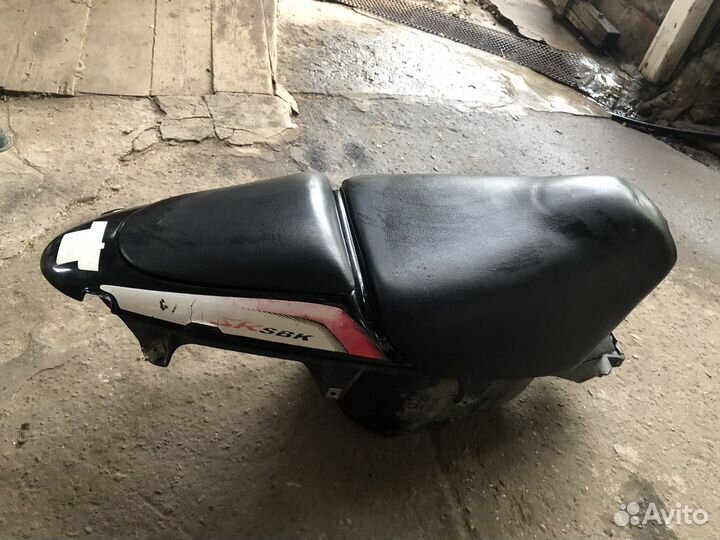 Aprilia sr 50 пластик (запчасти)