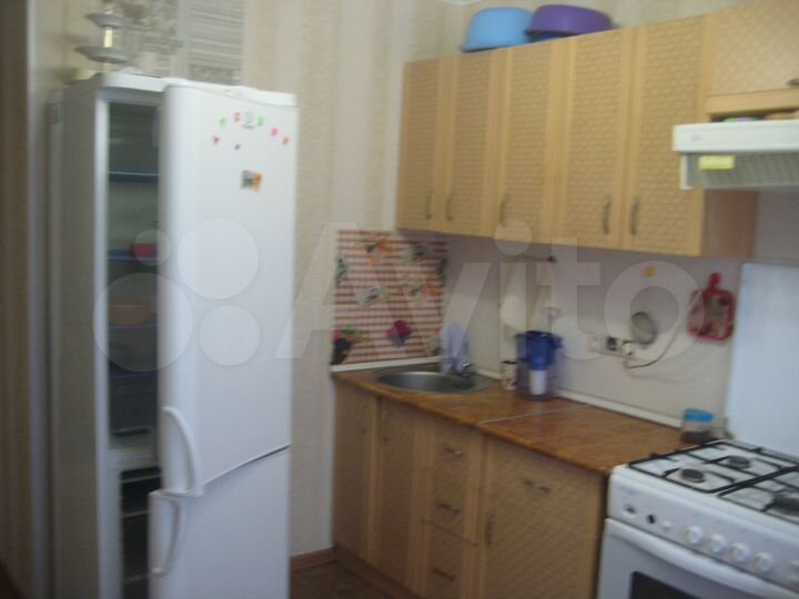2-к. квартира, 58 м², 2/10 эт.